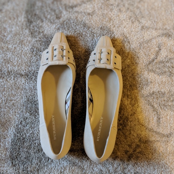 Burberry Shoes - Picture 4 of 4